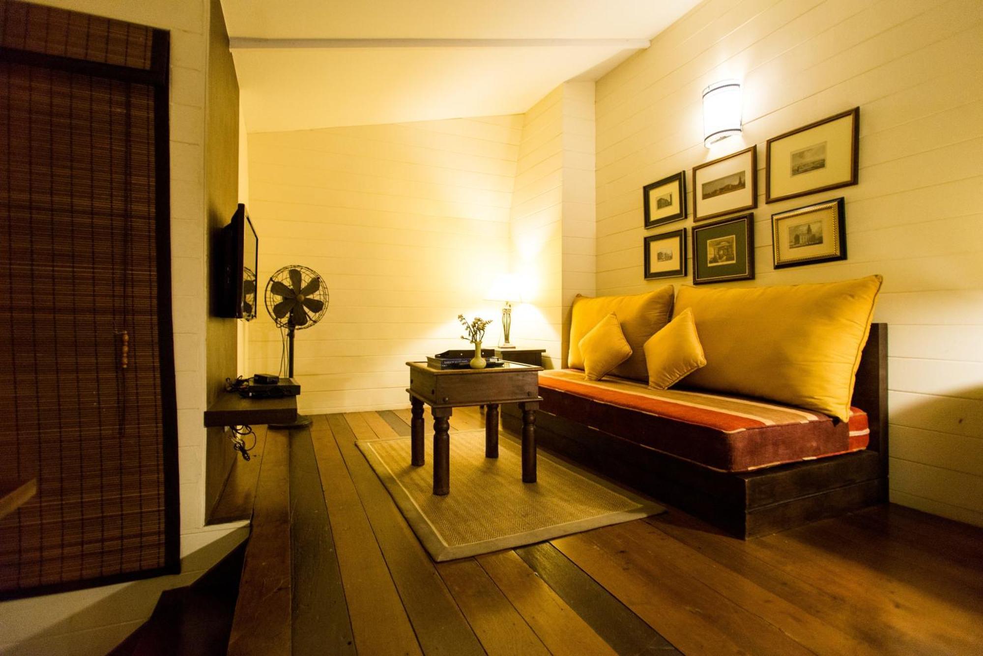 Arun Residence Banguecoque Exterior foto
